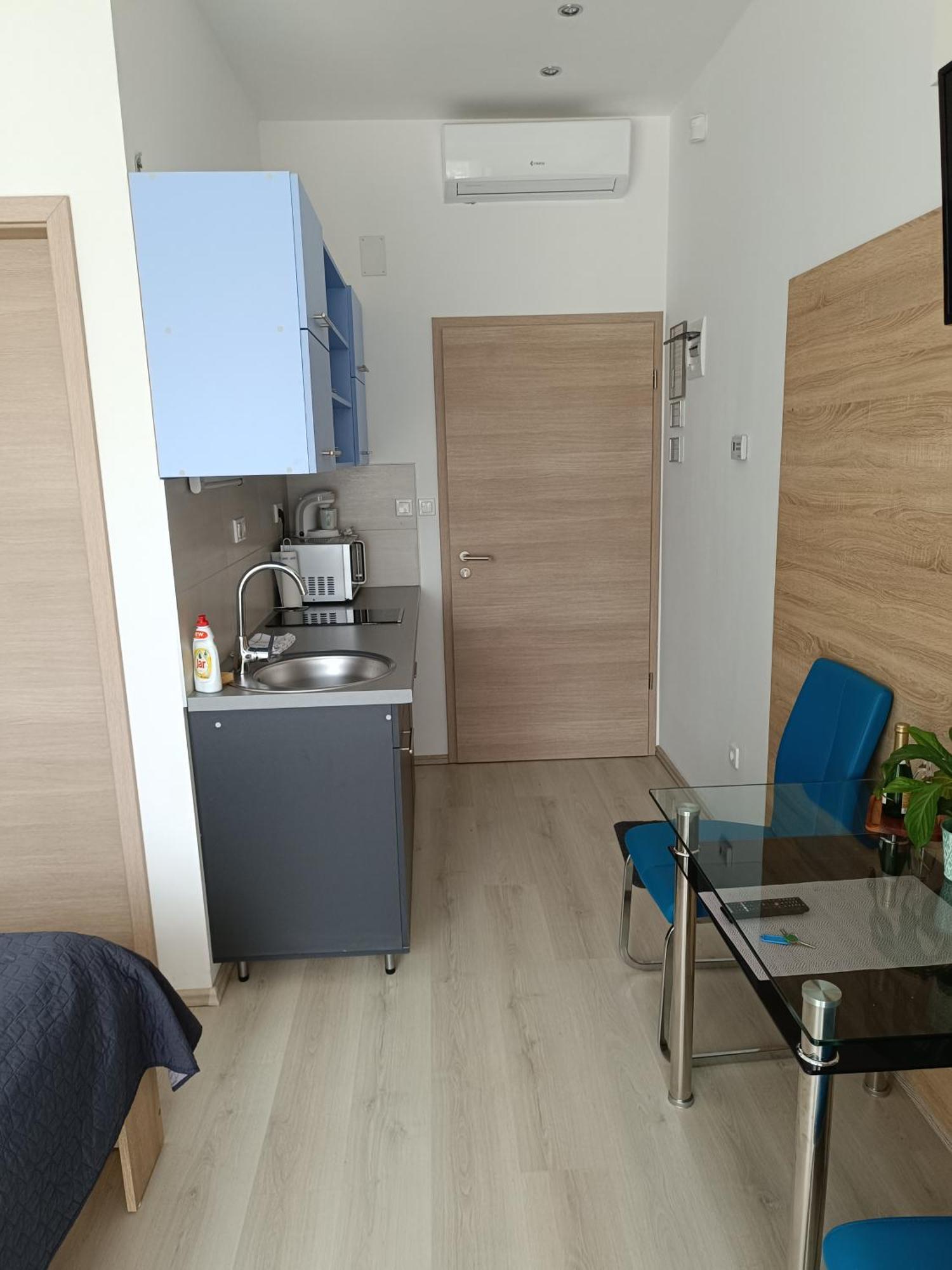 Ujhely Apartmanhaz Siófok Buitenkant foto
